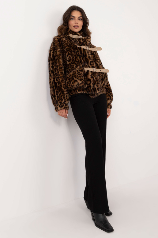 jaka- MBM-KR-1110.26 Bēša krāsa