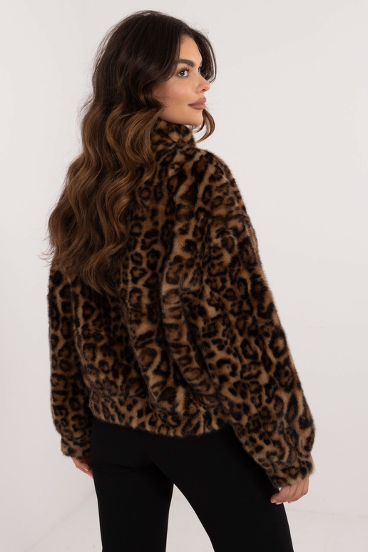 jaka- MBM-KR-1110.26 Bēša krāsa