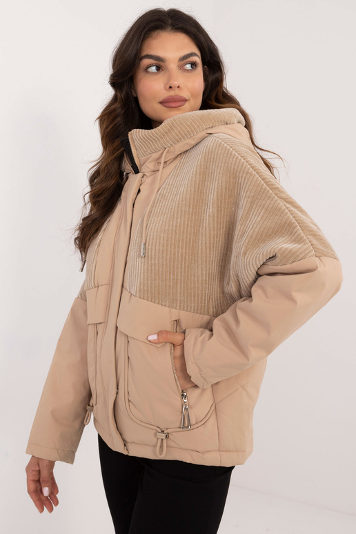 jaka- - MBM-KR-AJ218.42 Bēša krāsa