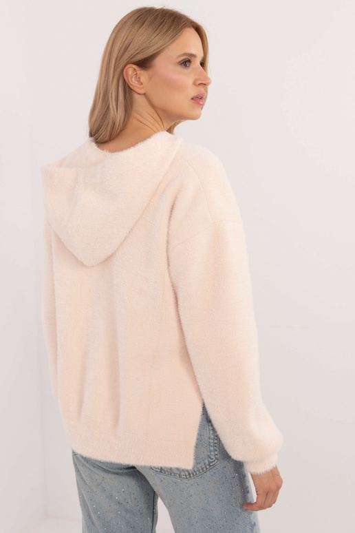 Jaka-MBM-KR-14014.14-gaiši bēša