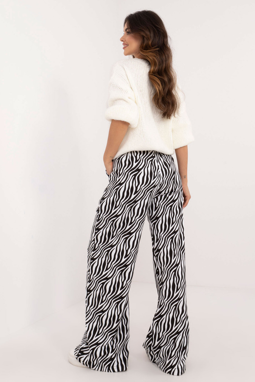 Bikses-EM-SP-1067.91-baltas-melnas