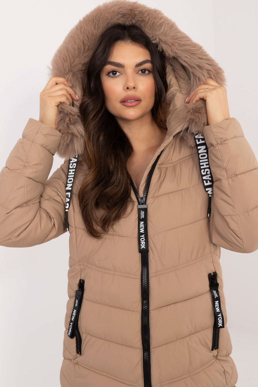 Jaka-SK-KR-HH-2403.02-bēša