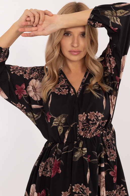 Kleita-DHJ-SK-19861-3.11-melna