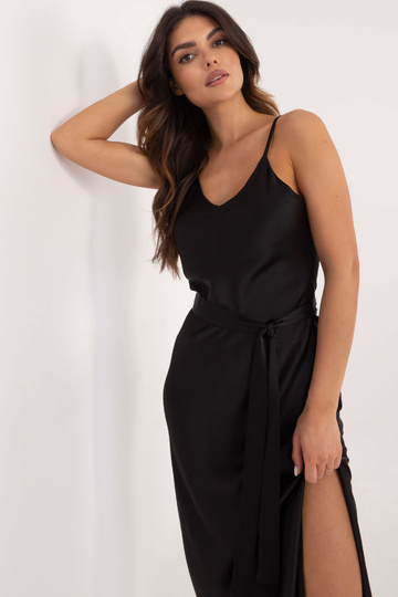 Kleita-LK-SK-509715.51-melna 2