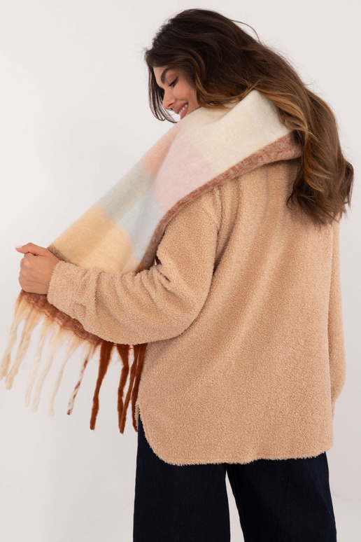 Šalle-AT-SZ-2312501.62-gaiši brūna