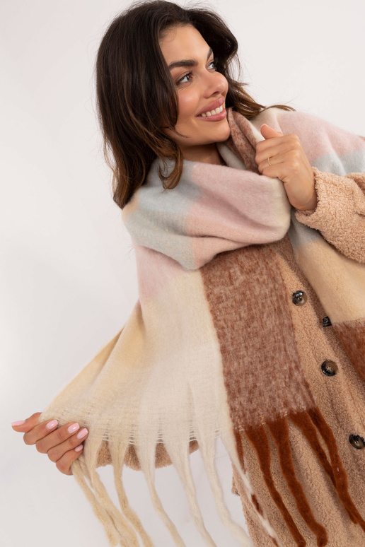 Šalle-AT-SZ-2312501.62-gaiši brūna