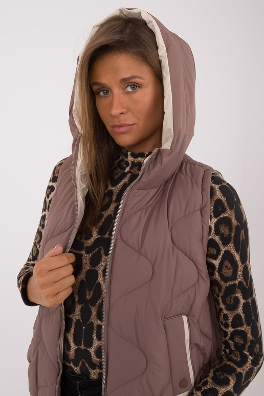 Veste-MBM-KZ-2302.27-brūna