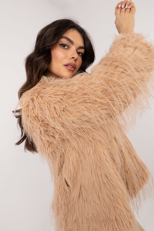 Jaka-AT-KR-2359.96P-kamielis