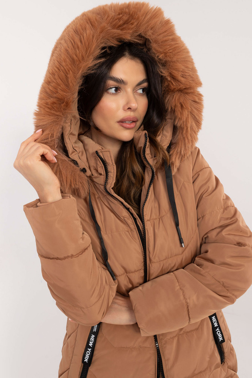 Jaka-SK-KR-HH-2408.45P-kamielis