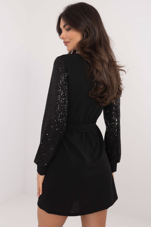 Kleita-MI-SK-67634.99-melna