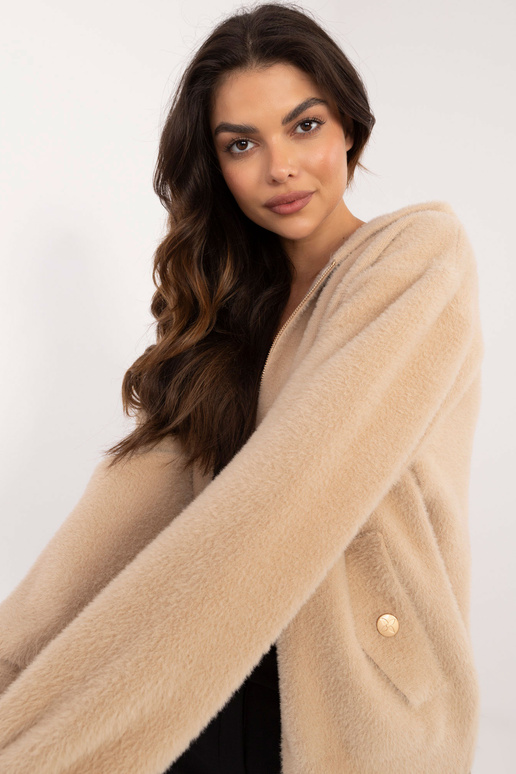 jaka- MBM-KR-14014.14-bēša