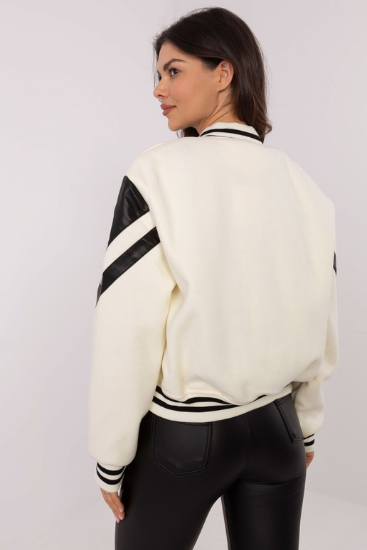 Jaka-NM-KR-S21005.25X-ekru