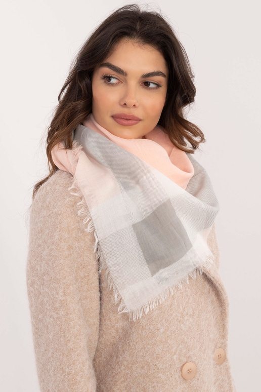 Šalle-AT-CH-S-N16045-1-persiku