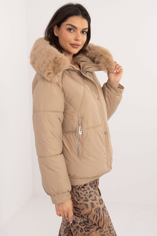 Jaka-MBM-KR-2639.14-kamielis