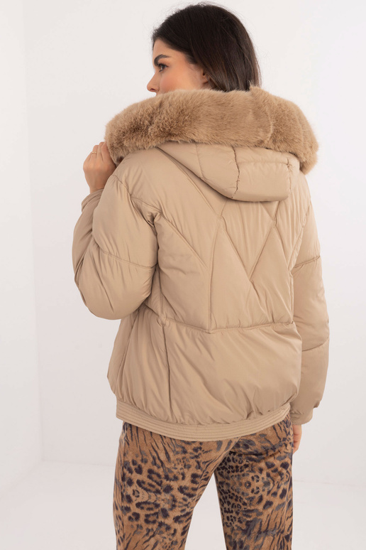 Jaka-MBM-KR-2639.14-kamielis