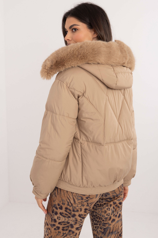 Jaka-MBM-KR-2639.14-kamielis