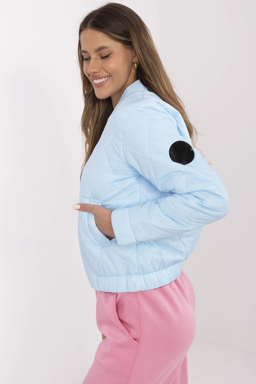 Jaka-MI-KR-88357.69P-gaiši zila