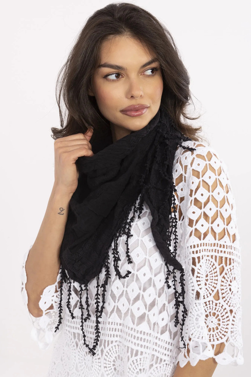 Šalle-AT-CH-0414.84-melna Šalle-AT-CH-0414.84-melna