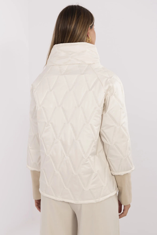 Jaka-MI-KR-9002-1.74P-gaiši bēša