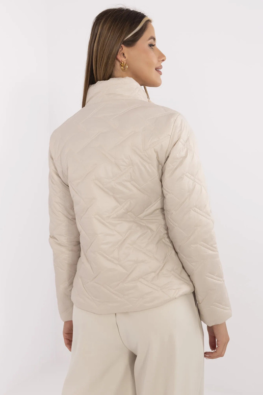 Jaka-MI-KR-88625.12-bēša