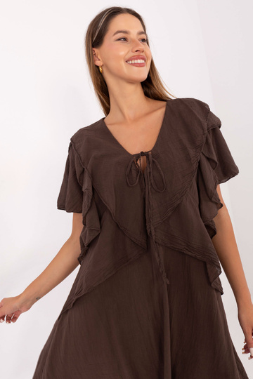 Kleita tumši brūnā