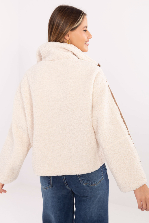 Gaiši smilšu krāsas jaka