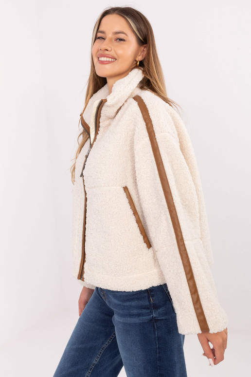 Gaiši smilšu krāsas jaka