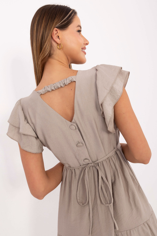 Smilšu krāsa kleita