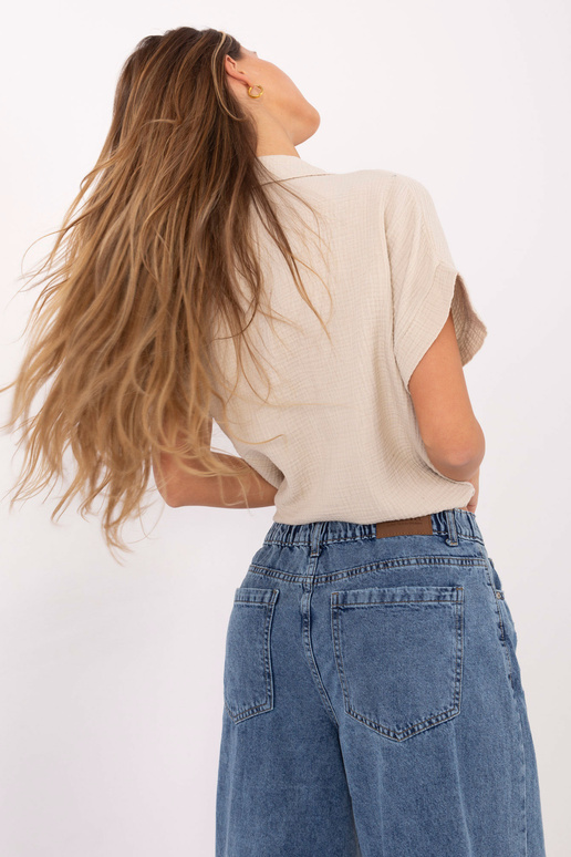 Smilšu krāsas krekls