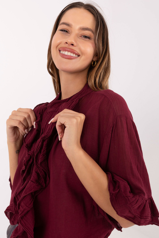 Krekli bordo krāsā