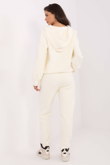 Kremveida komplekts 2