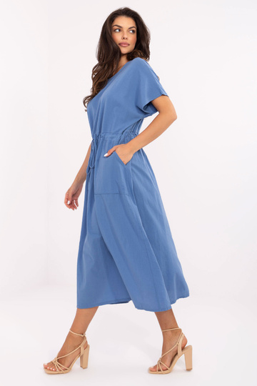 Kleita tumši zila...