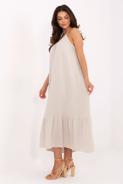 Gaiši smilšu kleita