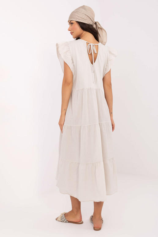 Gaiši smilšu kleita