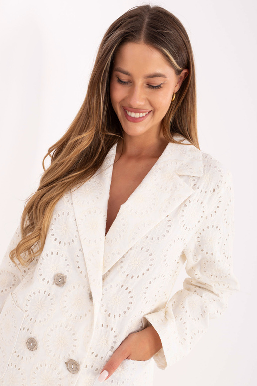 Ziloņa kaula krāsas žakete