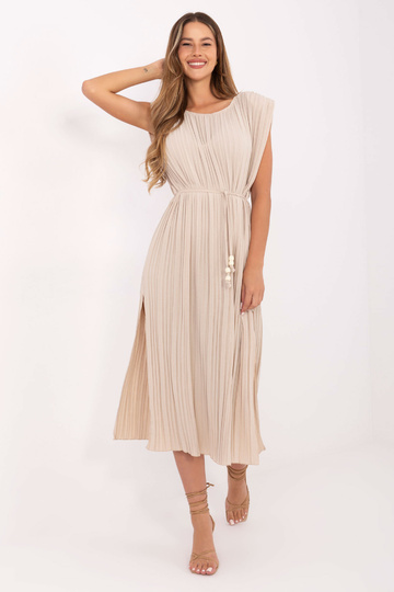 Smilšu krāsas kleita 2