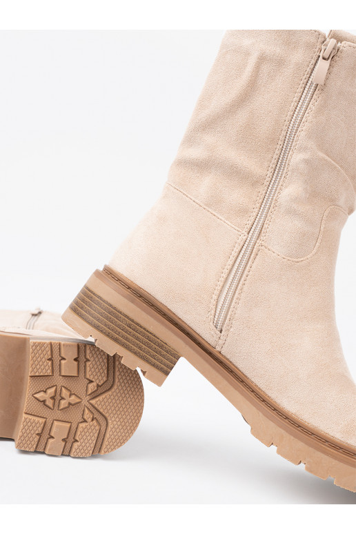 Nowoczesne  zābaki o prostym fasonie