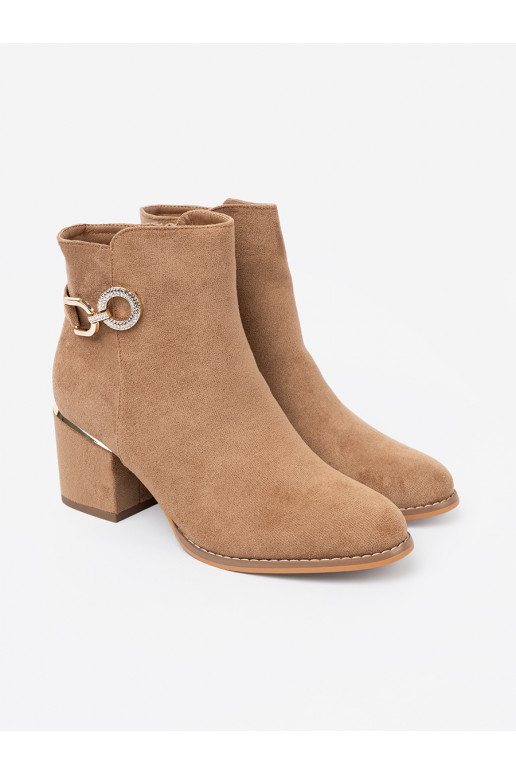  zābaki odcieniu brūnsm ze m detalem