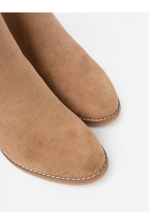  zābaki odcieniu brūnsm ze m detalem