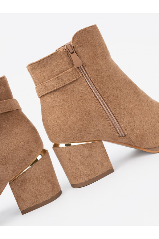  zābaki odcieniu brūnsm ze m detalem