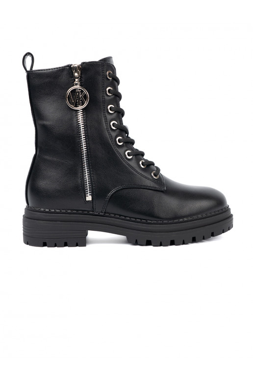  Melnas krāsas zābaki z metalowym detalem