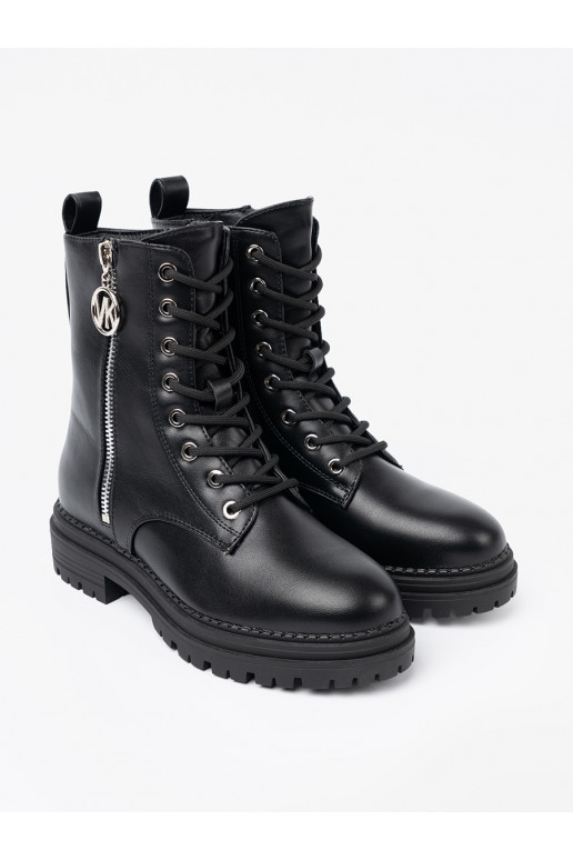  Melnas krāsas zābaki z metalowym detalem