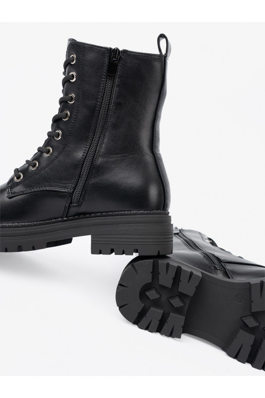  Melnas krāsas zābaki z metalowym detalem