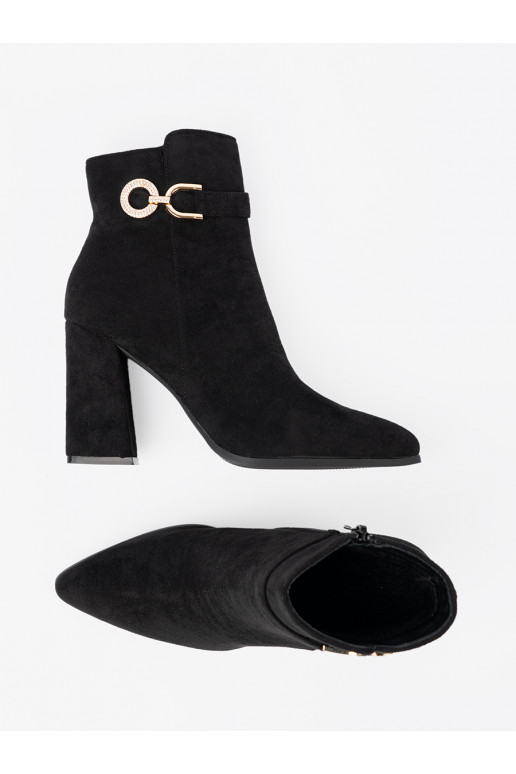 Eleganta stila Melnas krāsas zābaki z biżuteryjnym akcentem