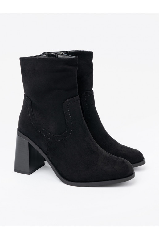 Melns zābaki  o klasycznym kroju