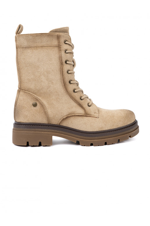 zamšādas  zābaki z solidnym bieżnikiem