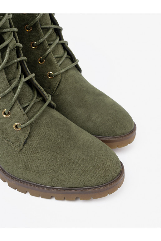 Zaļas krāsas sieviešu zābaki 