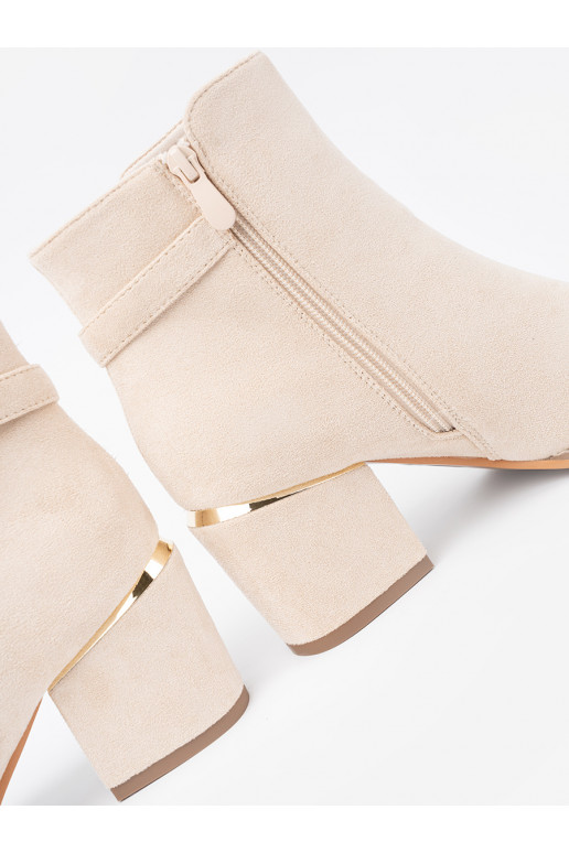 Ziloņkaula krāsas   Ziloņkaula krāsas