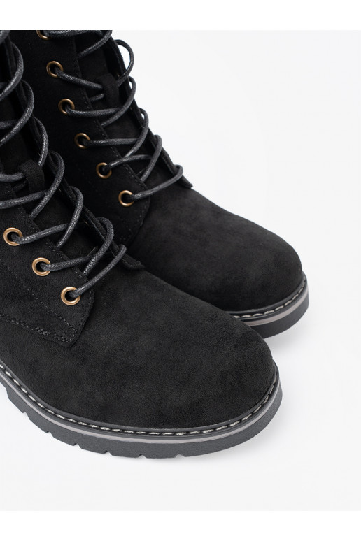 Melns  zābaki z grubą podeszwą