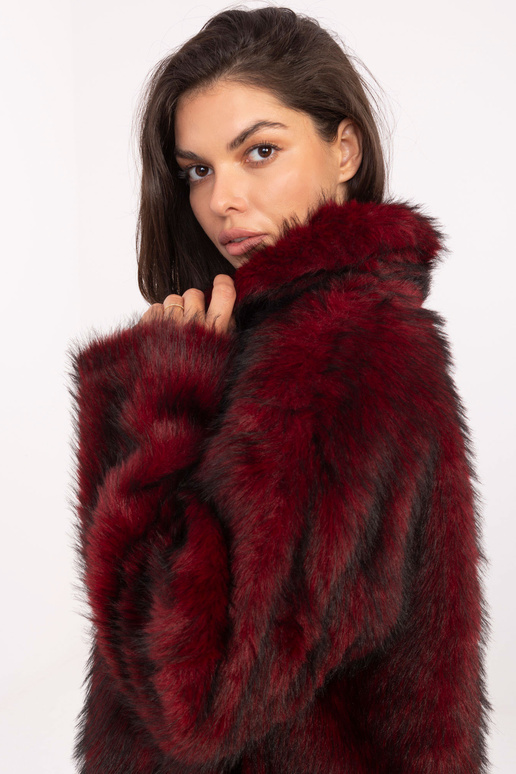 Burgundijas krāsas jaka